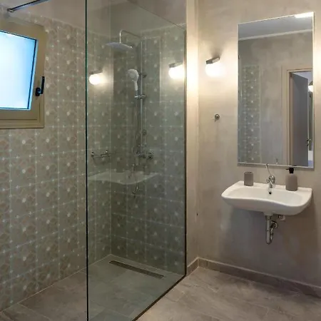 Saitia Villa *
